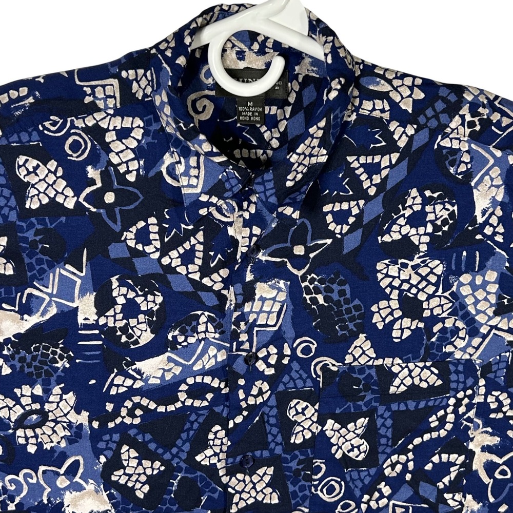 Reunion Menswear Shirt M Blue Abstract Print Button Up Short Sleeve Casual